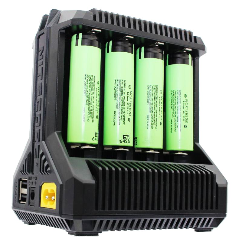 8x Panasonic 18650 Li-ion batteri og 8x hurtig oplader inklusive AccuCell AccuSafe Li-ion 18650 | Batteri efter størrelse | Genopladelige batterier | Akkushop-Denmark